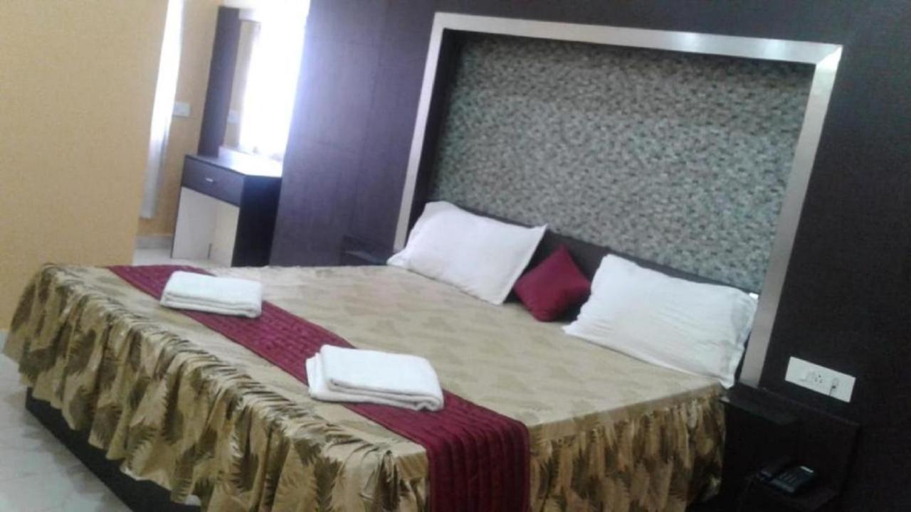 Hotel Barbareek Shillong Buitenkant foto