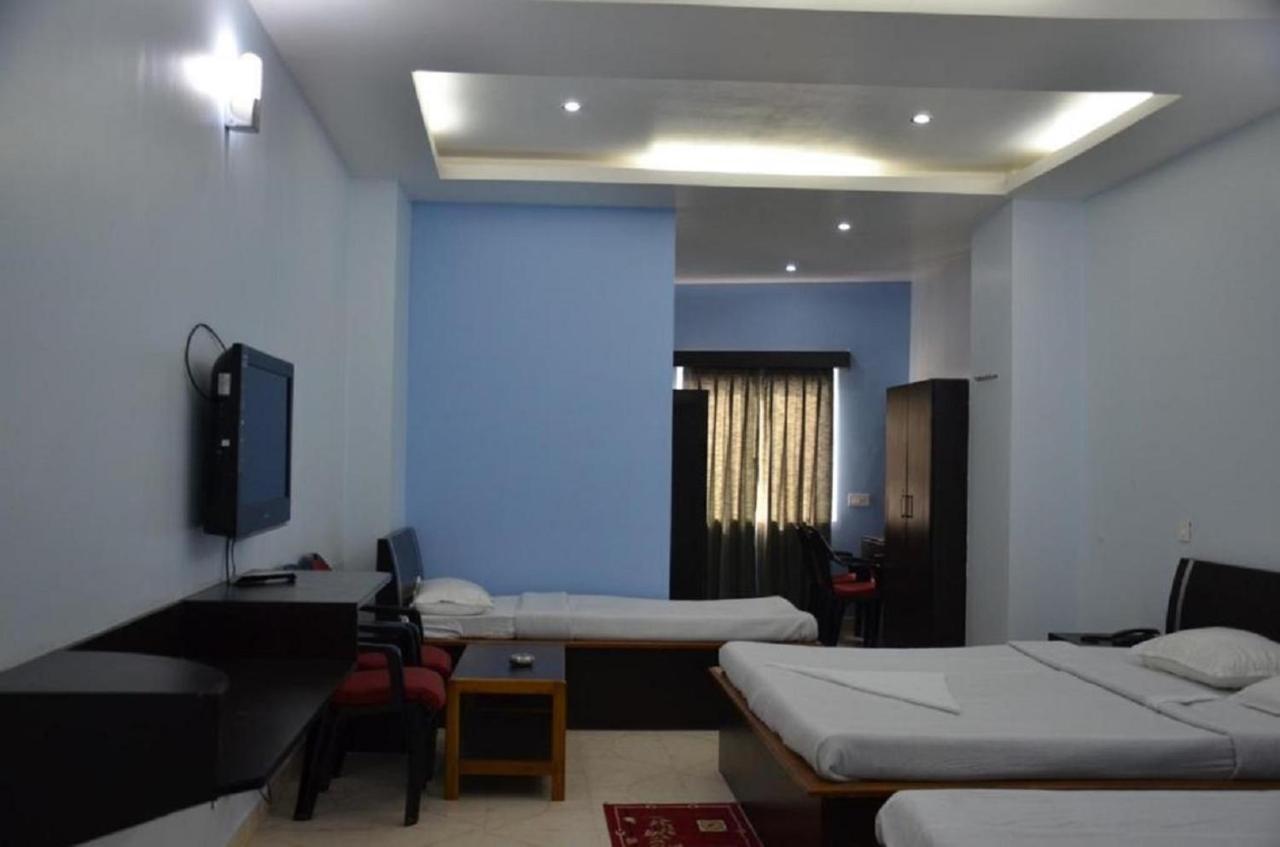 Hotel Barbareek Shillong Buitenkant foto