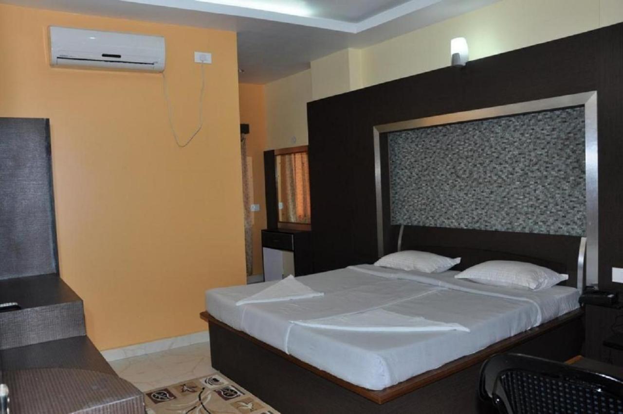 Hotel Barbareek Shillong Buitenkant foto