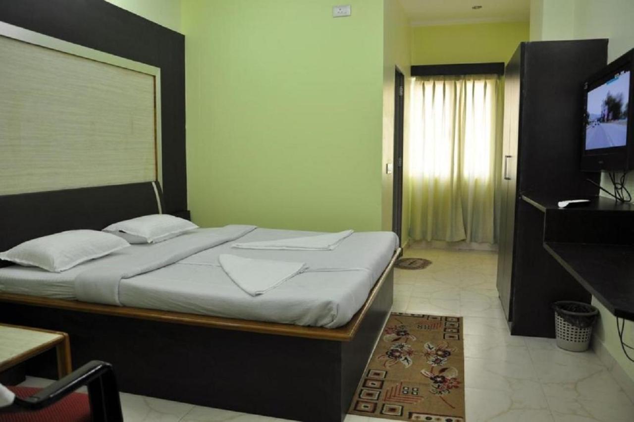 Hotel Barbareek Shillong Buitenkant foto