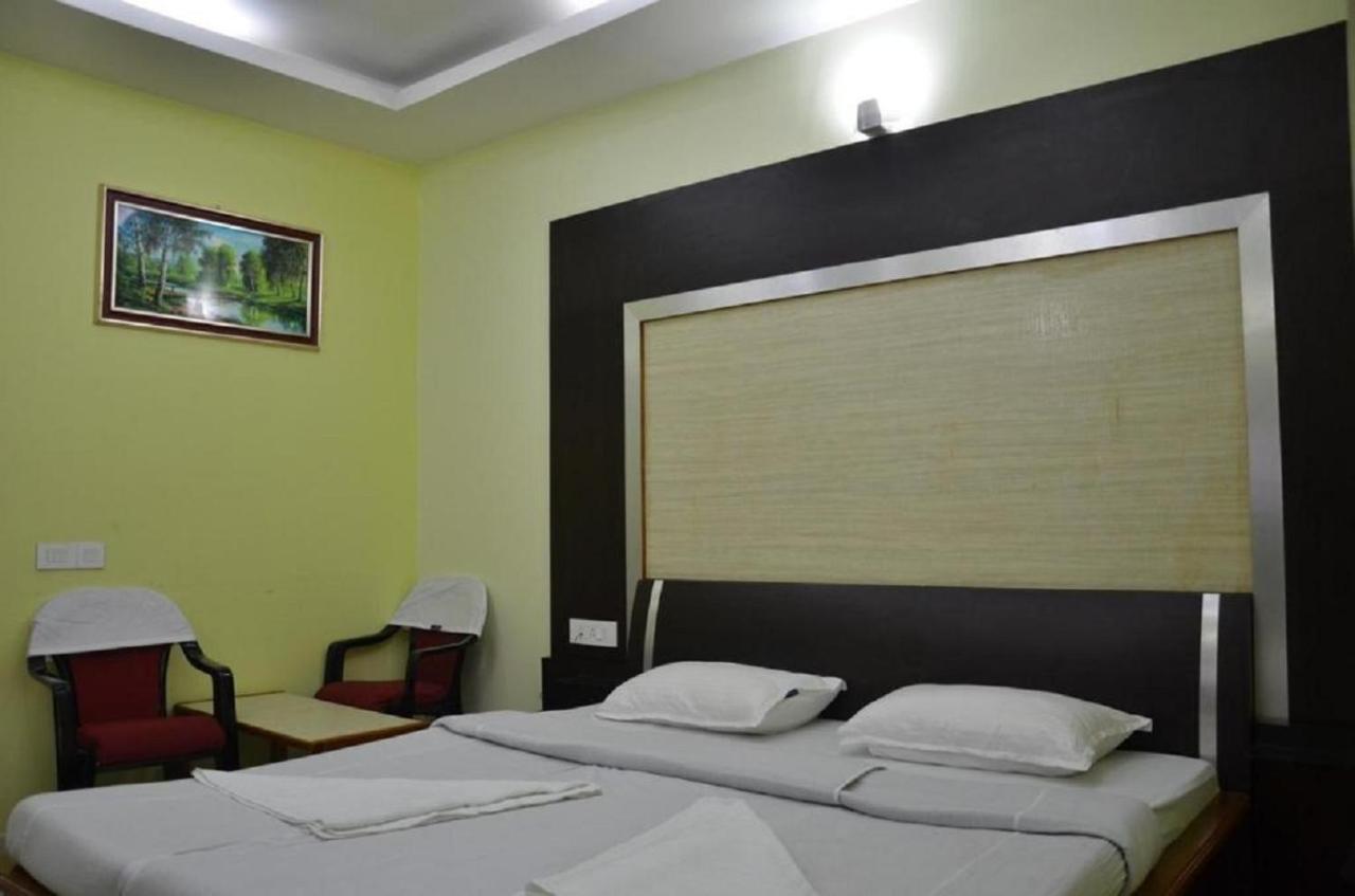Hotel Barbareek Shillong Buitenkant foto