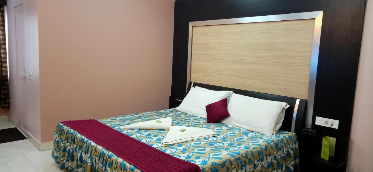 Hotel Barbareek Shillong Buitenkant foto