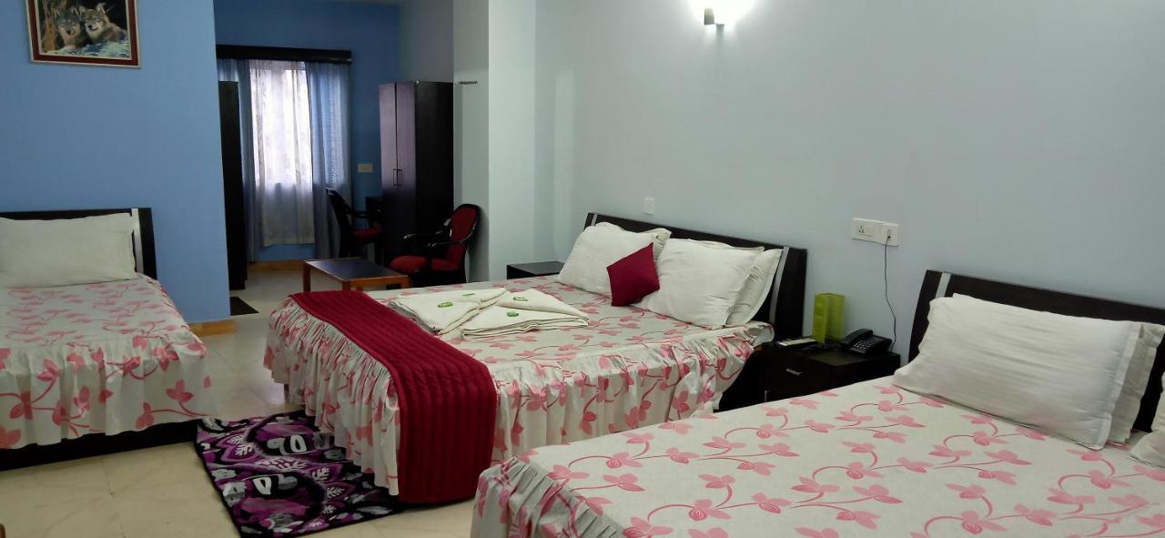 Hotel Barbareek Shillong Buitenkant foto