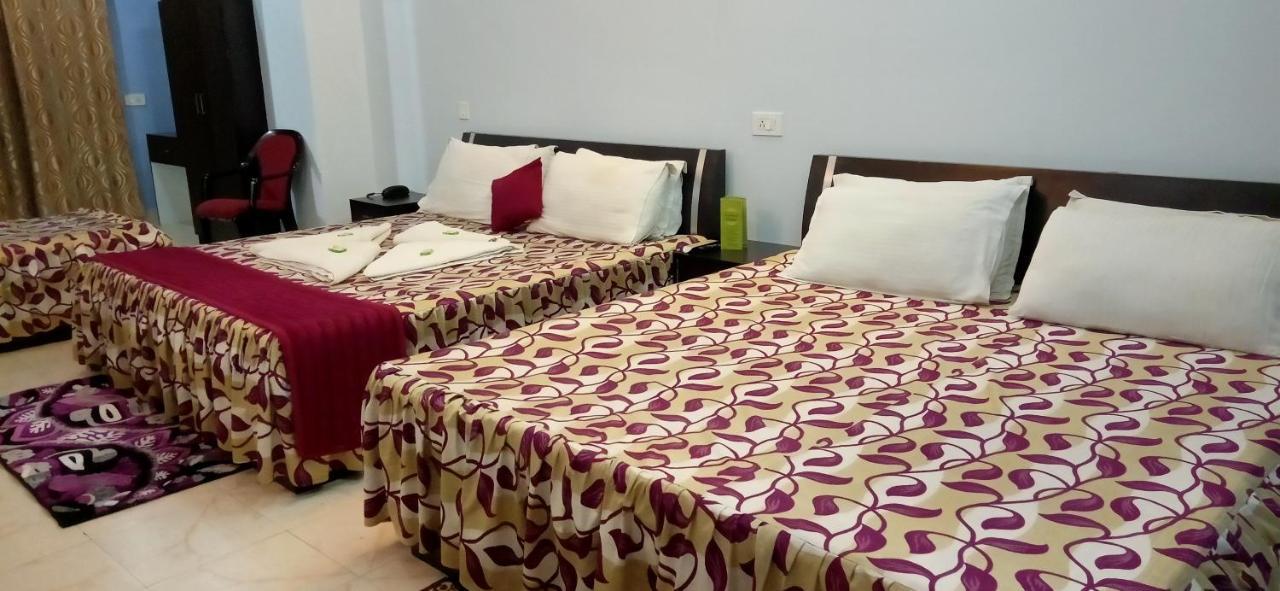 Hotel Barbareek Shillong Buitenkant foto